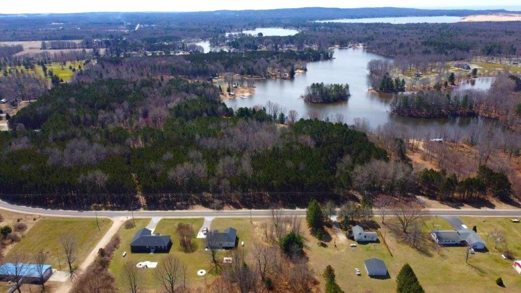 7920 W Juniper Beach Road, Mears, MI, 49436-9300