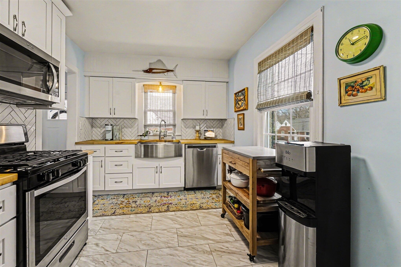 1427 Philadelphia Avenue, Grand Rapids, MI, 49507-2233