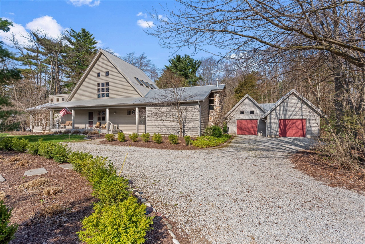 13670 Cottonwood Lane, Harbert, MI, 49115