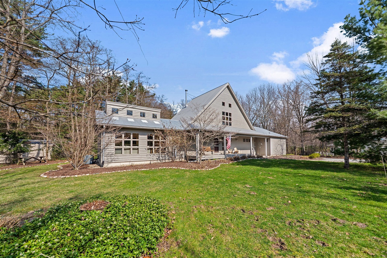 13670 Cottonwood Lane, Harbert, MI, 49115