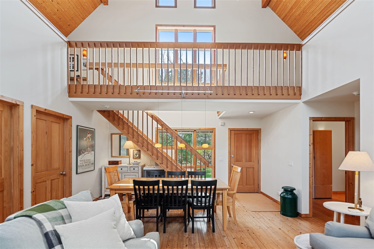 13670 Cottonwood Lane, Harbert, MI, 49115