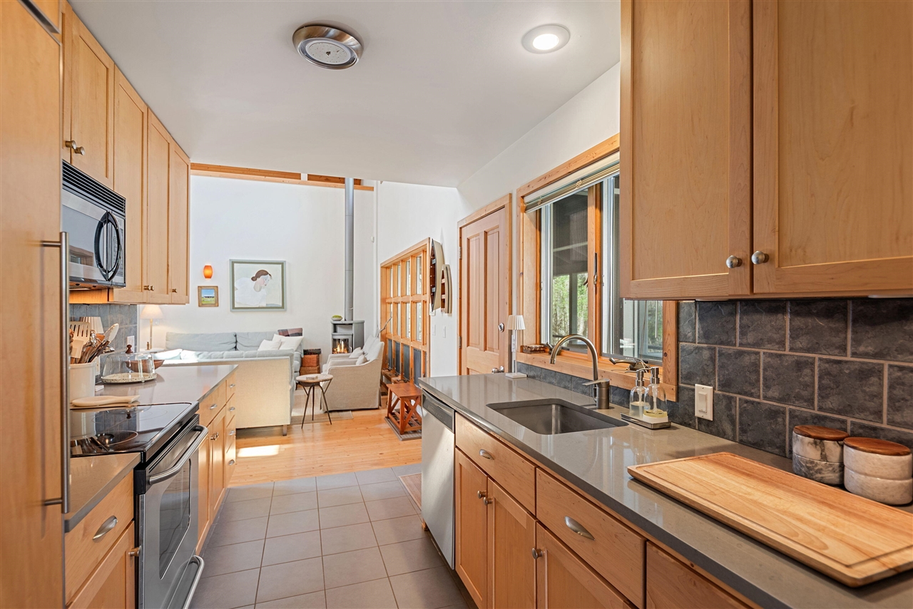 13670 Cottonwood Lane, Harbert, MI, 49115