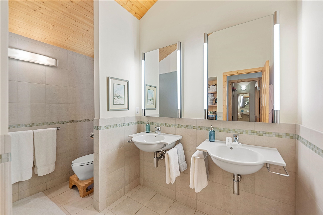 13670 Cottonwood Lane, Harbert, MI, 49115