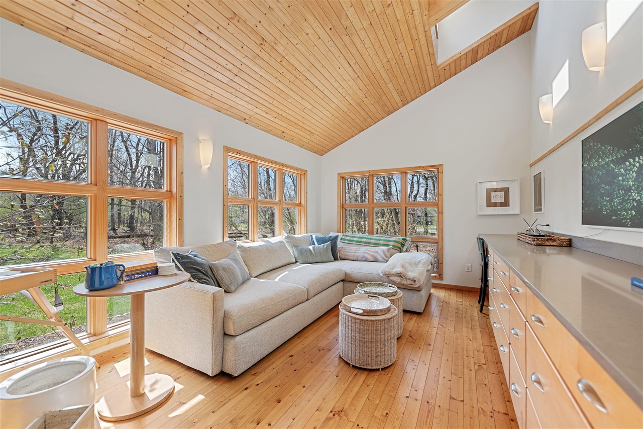 13670 Cottonwood Lane, Harbert, MI, 49115