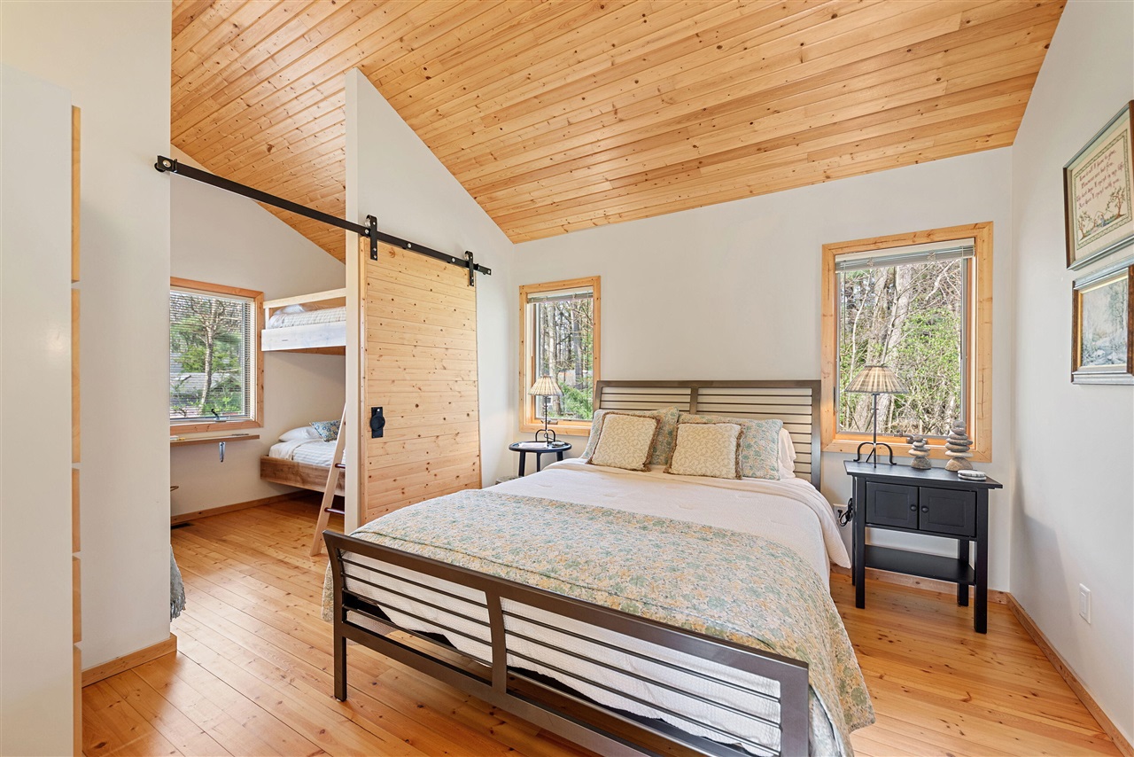 13670 Cottonwood Lane, Harbert, MI, 49115