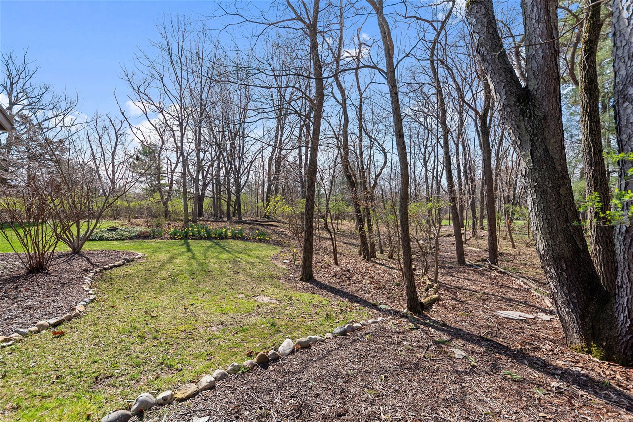 13670 Cottonwood Lane, Harbert, MI, 49115