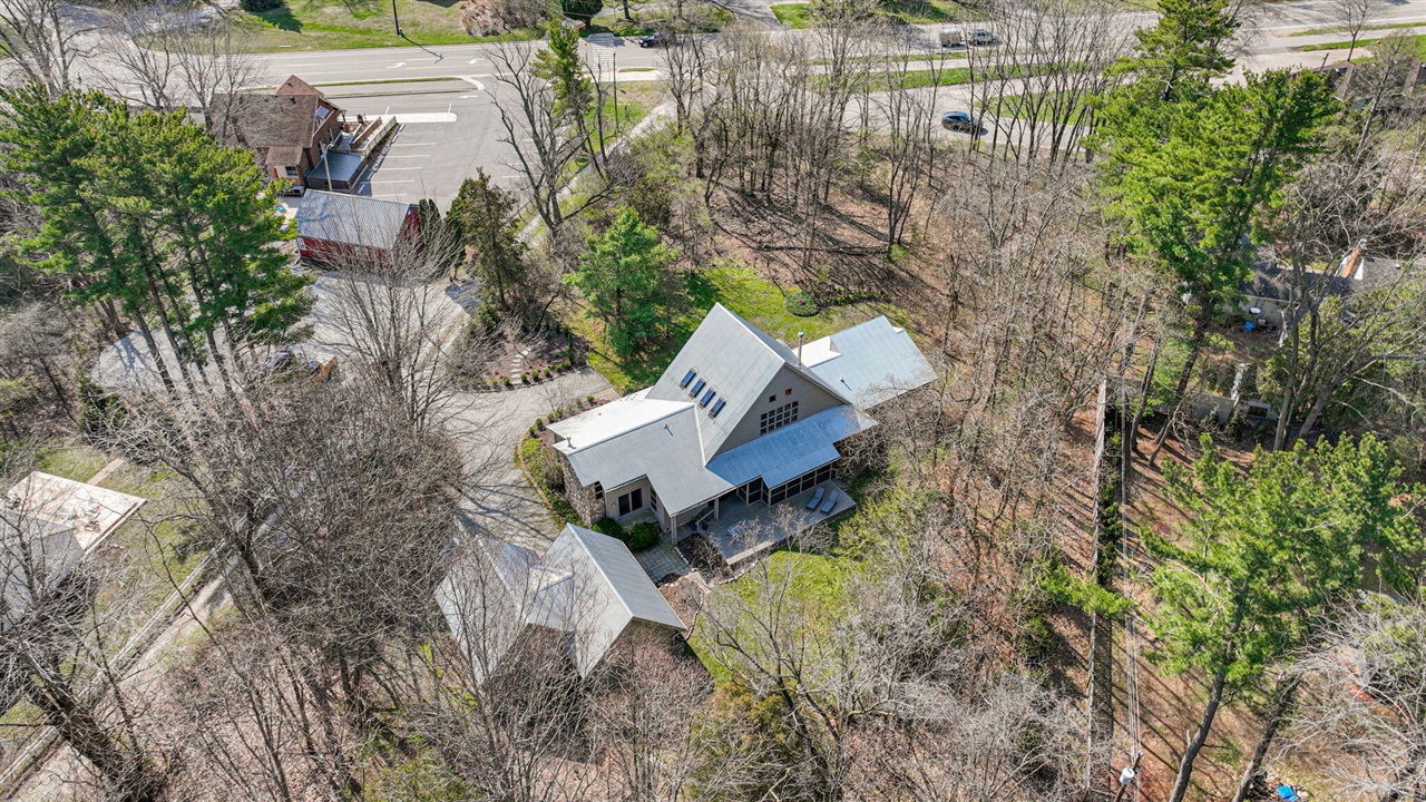 13670 Cottonwood Lane, Harbert, MI, 49115