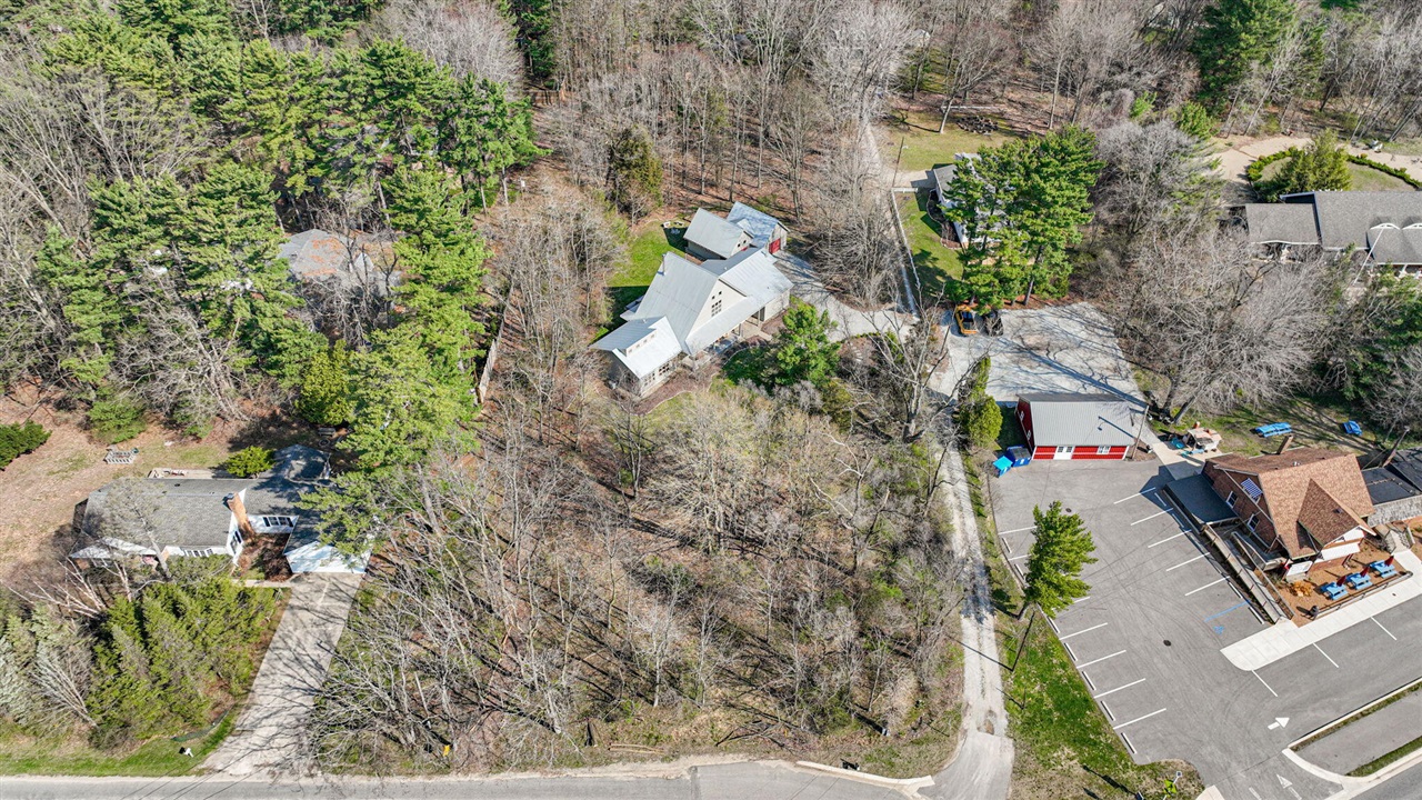 13670 Cottonwood Lane, Harbert, MI, 49115