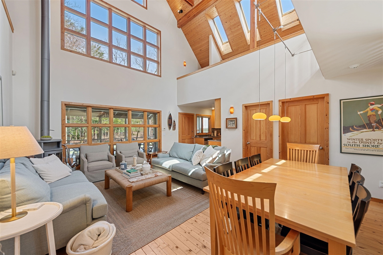 13670 Cottonwood Lane, Harbert, MI, 49115