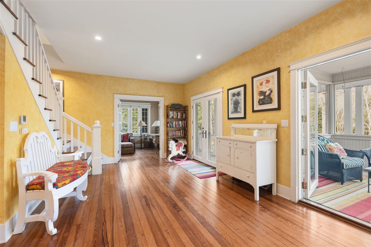 14895 Lakeshore Road, Lakeside, MI, 49116-9726