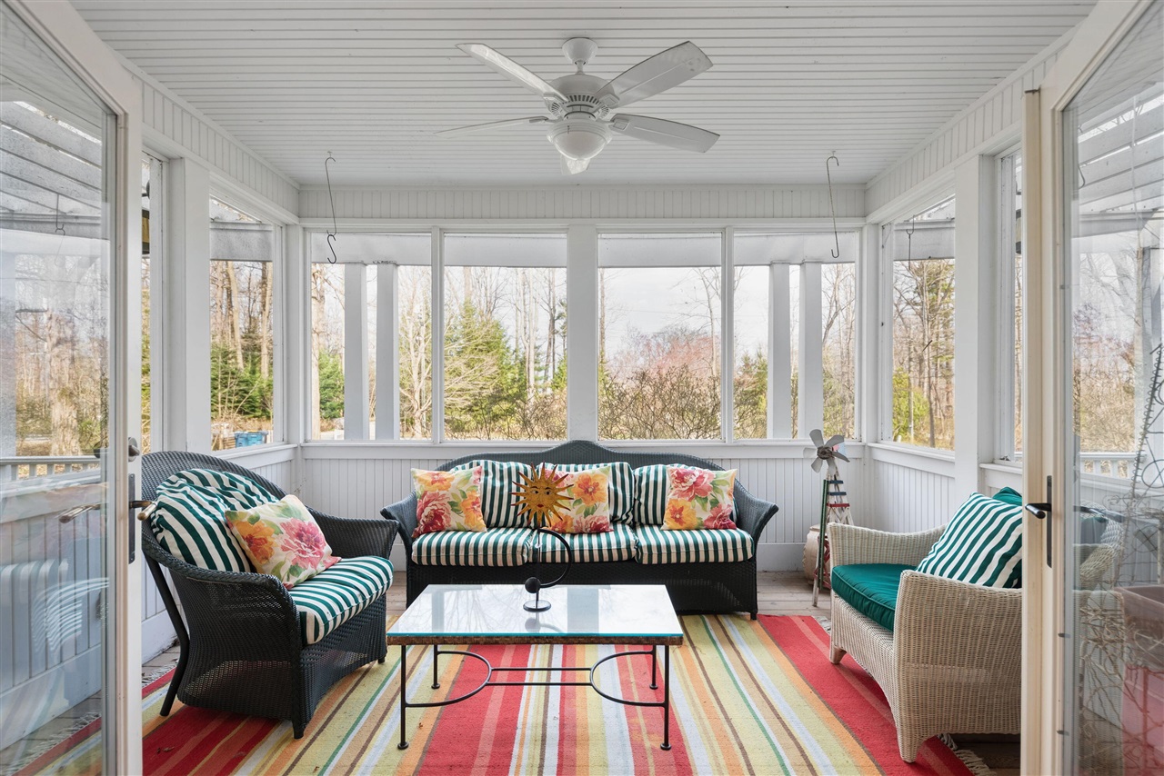 14895 Lakeshore Road, Lakeside, MI, 49116-9726