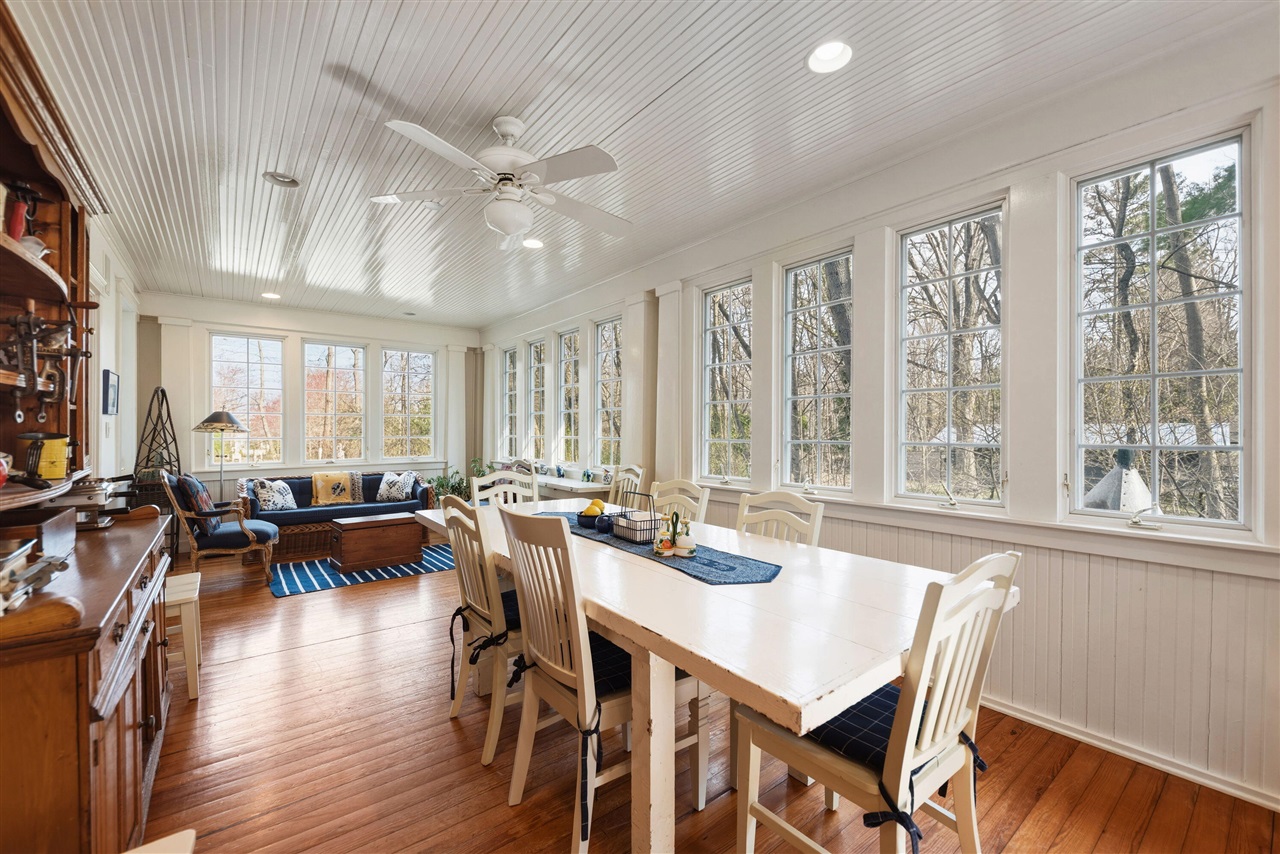 14895 Lakeshore Road, Lakeside, MI, 49116-9726