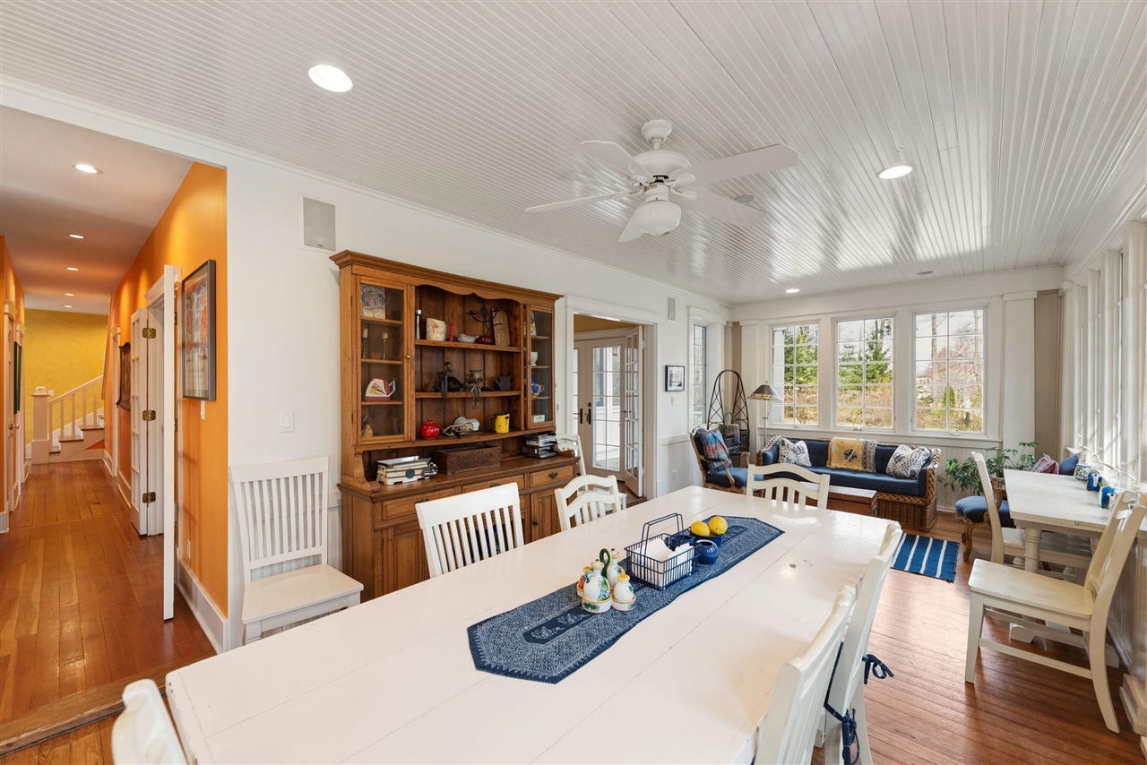 14895 Lakeshore Road, Lakeside, MI, 49116-9726