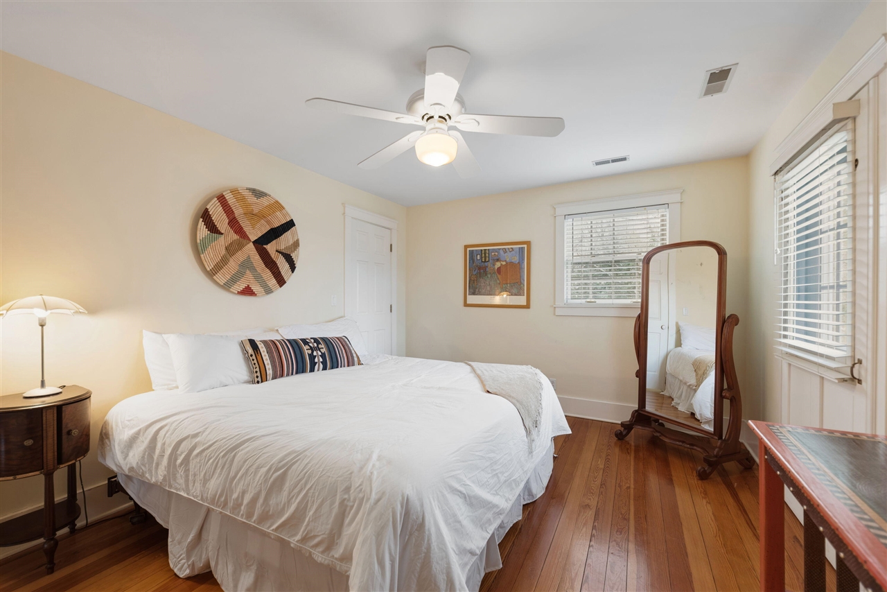 14895 Lakeshore Road, Lakeside, MI, 49116-9726