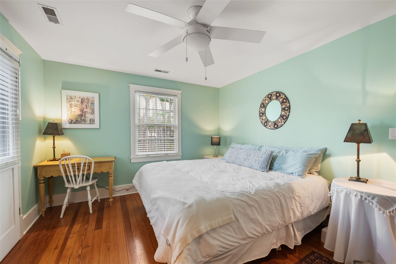 14895 Lakeshore Road, Lakeside, MI, 49116-9726