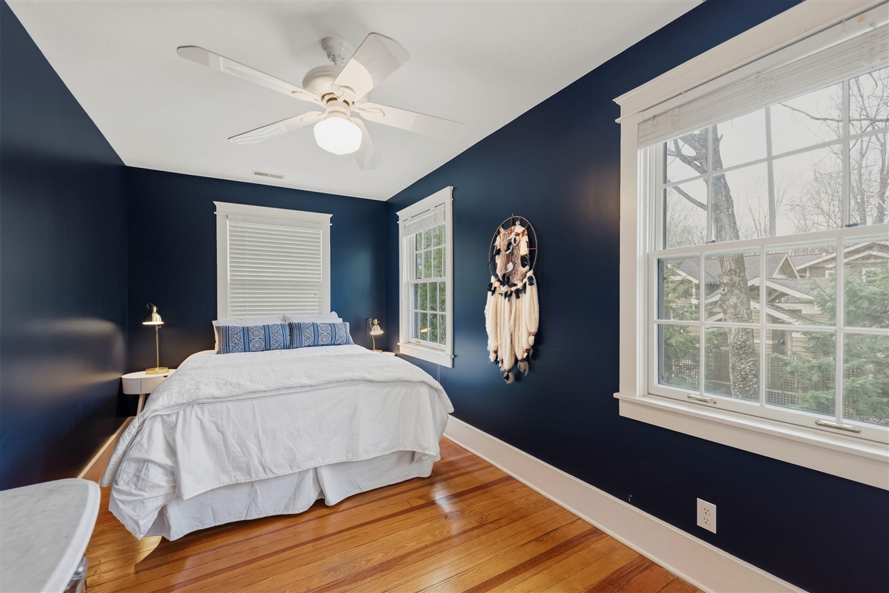 14895 Lakeshore Road, Lakeside, MI, 49116-9726