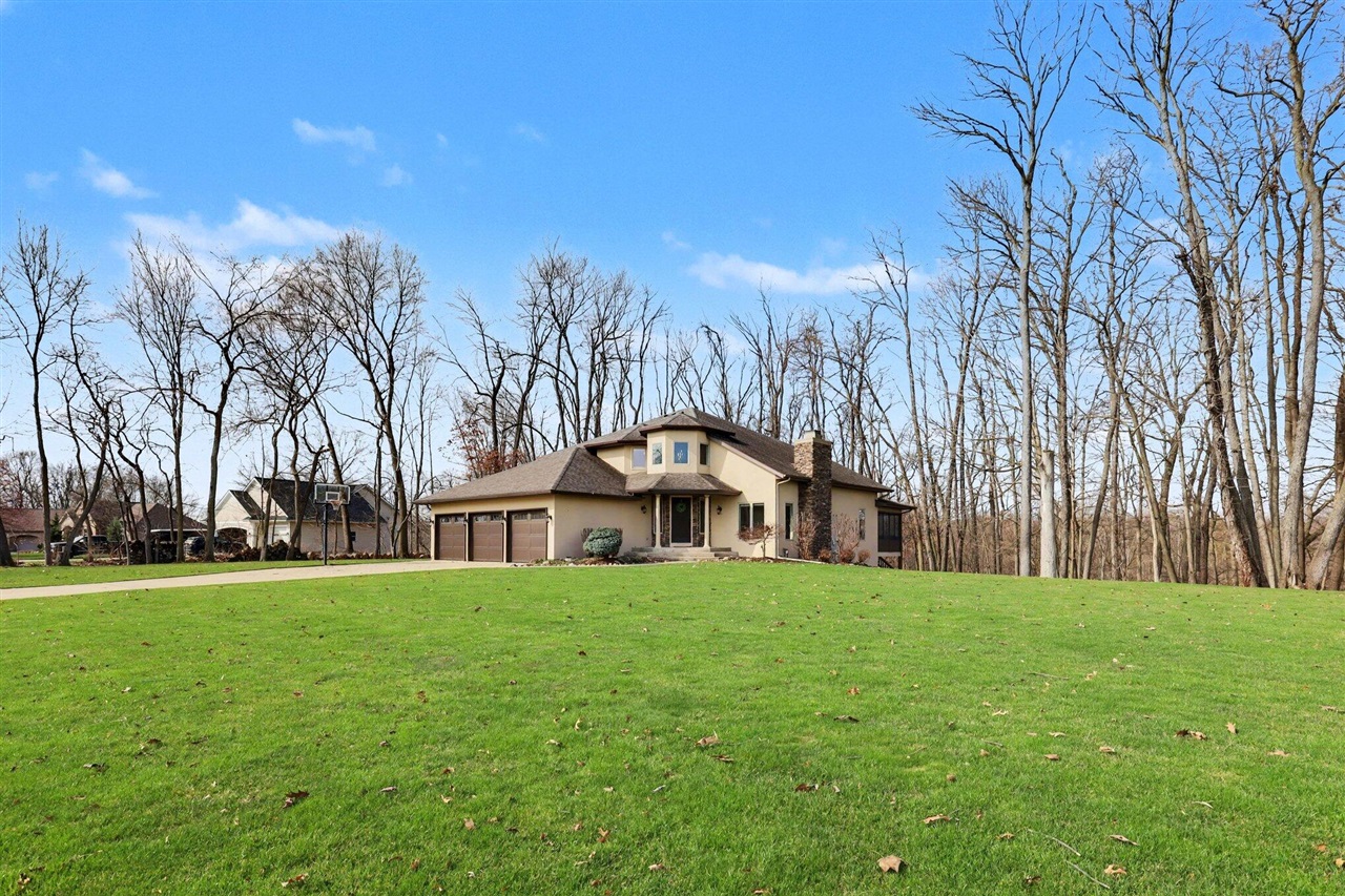 2011 Knollpoint Drive, Ada, MI, 49301-9249