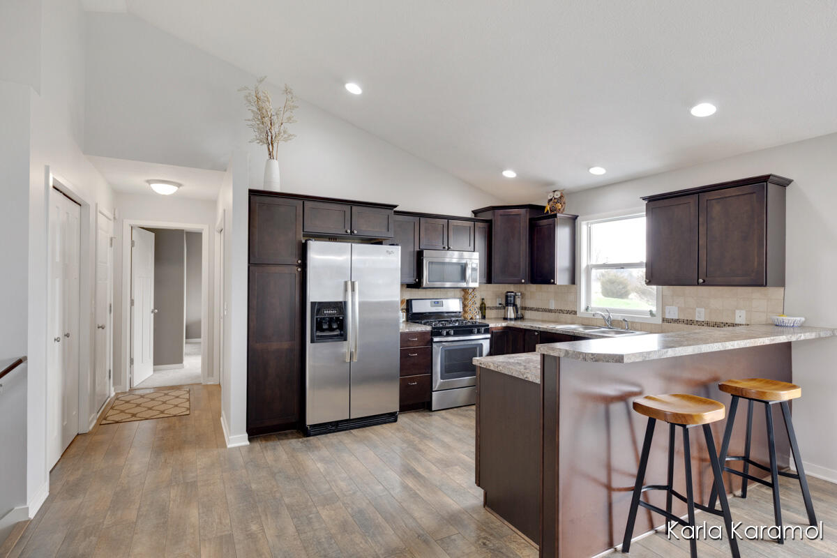 7077 Penn Court, Portland, MI, 48875-2200