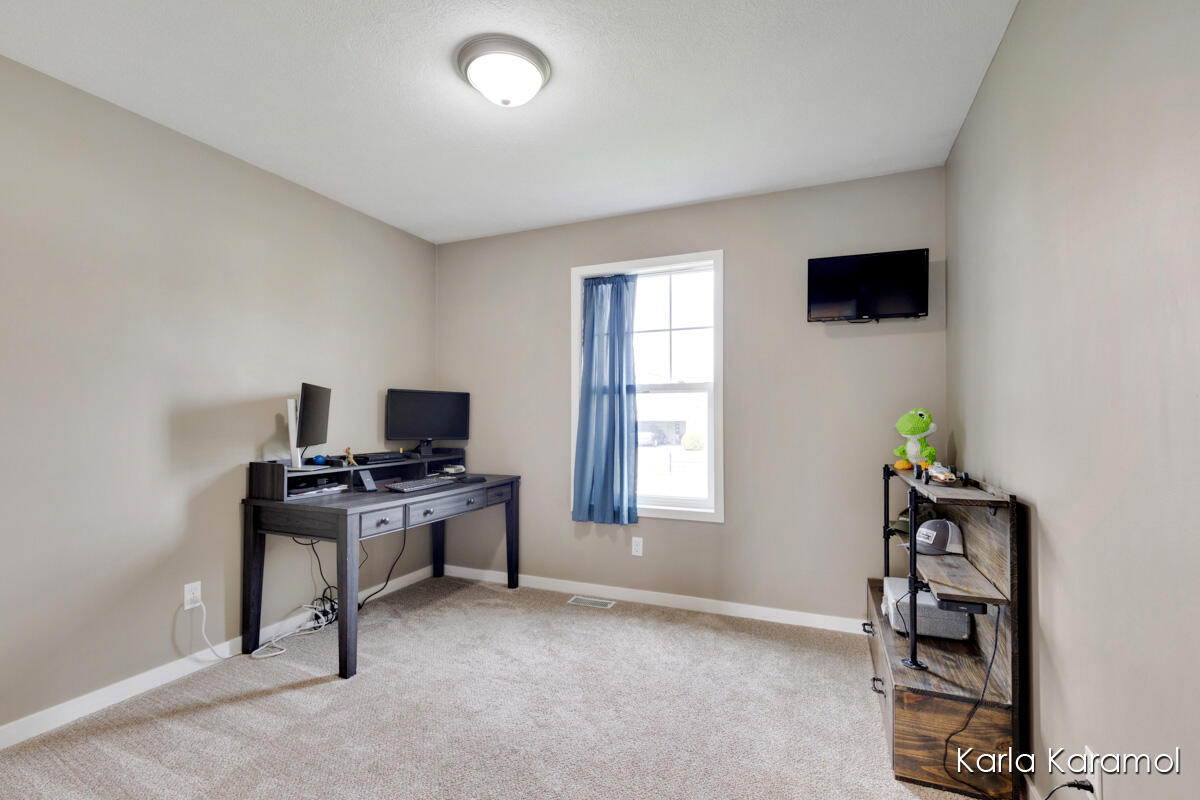 7077 Penn Court, Portland, MI, 48875-2200