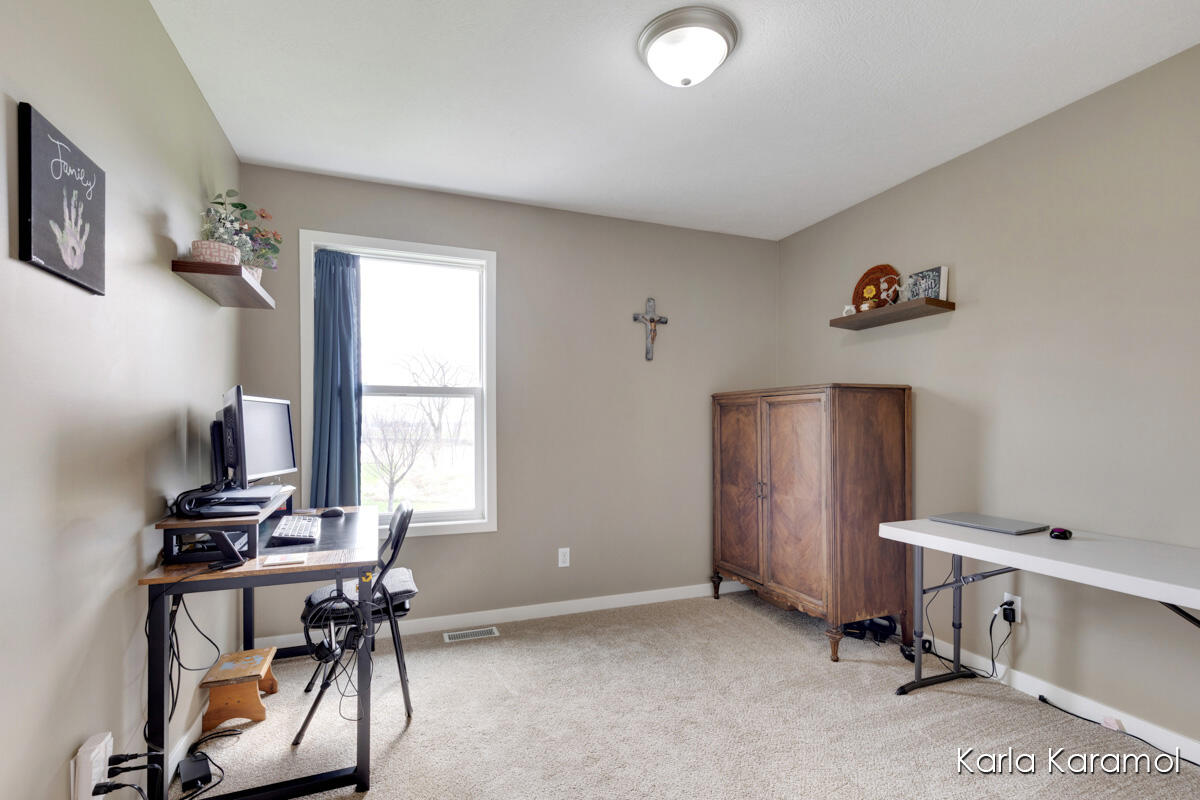 7077 Penn Court, Portland, MI, 48875-2200