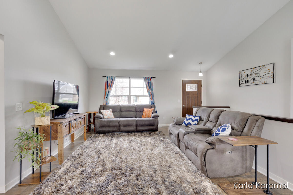 7077 Penn Court, Portland, MI, 48875-2200