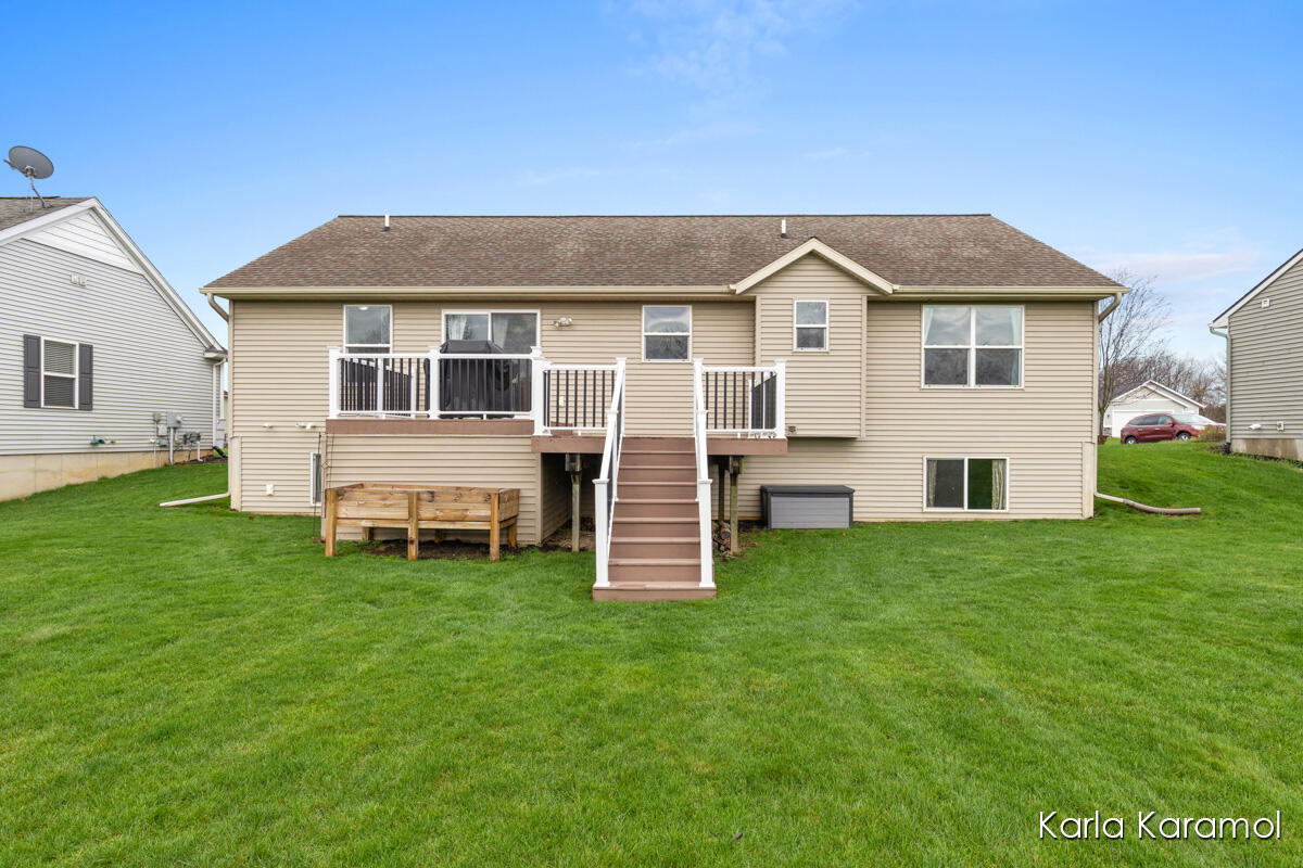 7077 Penn Court, Portland, MI, 48875-2200