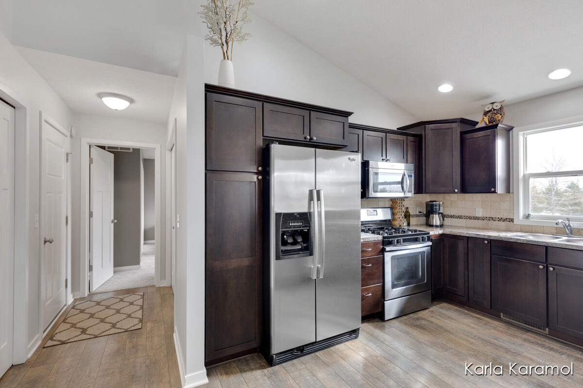 7077 Penn Court, Portland, MI, 48875-2200