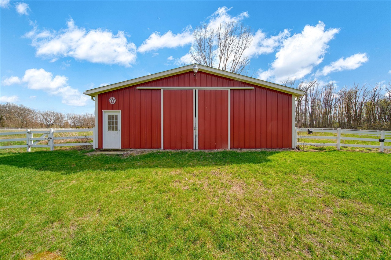 8691 Clarklake Road, Clarklake, MI, 49234-9709