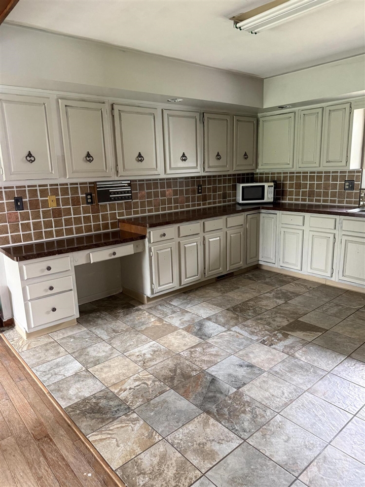 8691 Clarklake Road, Clarklake, MI, 49234-9709