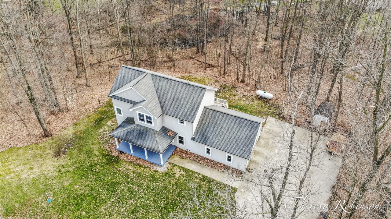 2232 Pointe North Drive, Cedar Springs, MI, 49319-7941