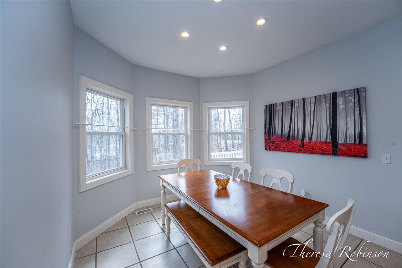 2232 Pointe North Drive, Cedar Springs, MI, 49319-7941