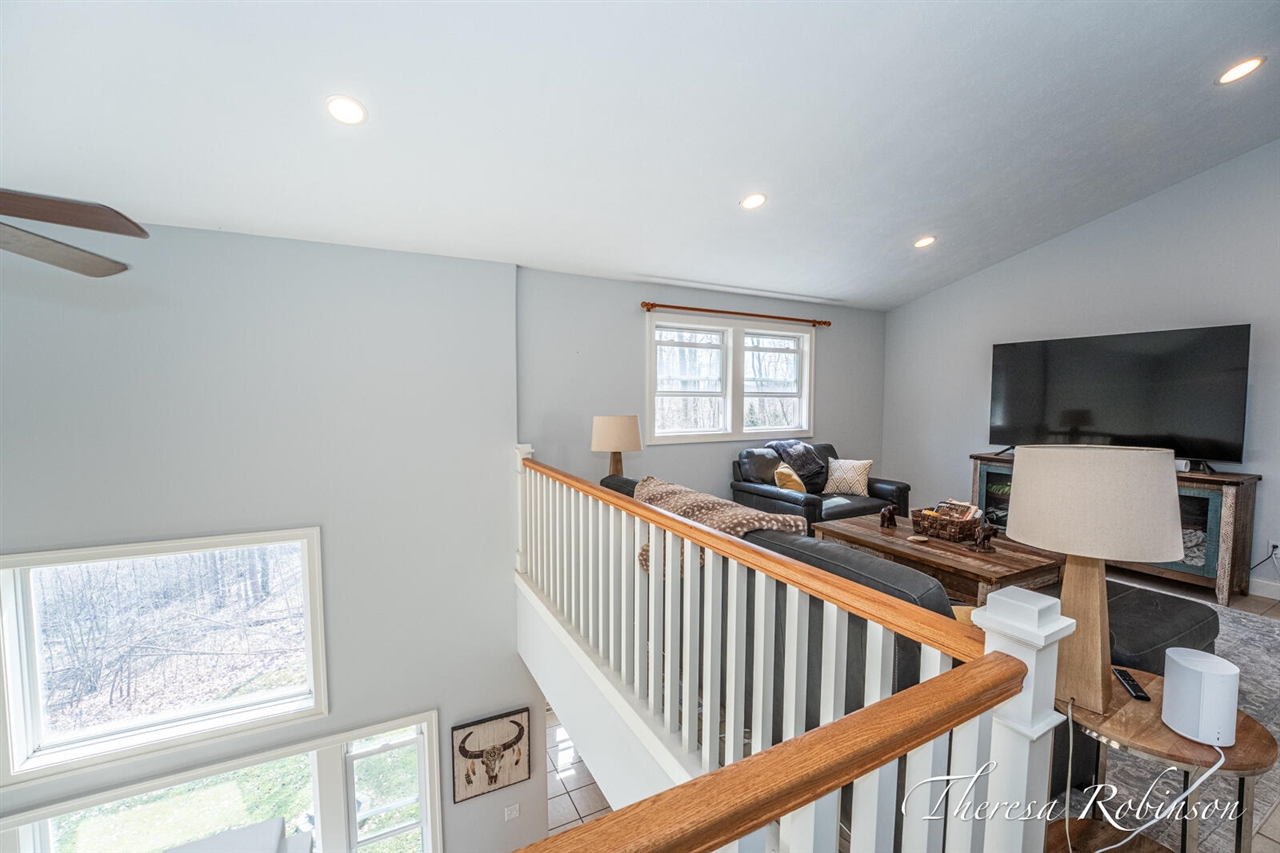 2232 Pointe North Drive, Cedar Springs, MI, 49319-7941