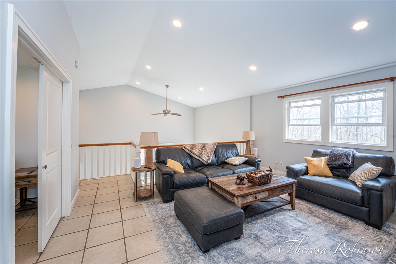 2232 Pointe North Drive, Cedar Springs, MI, 49319-7941