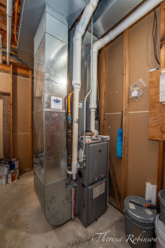 2232 Pointe North Drive, Cedar Springs, MI, 49319-7941