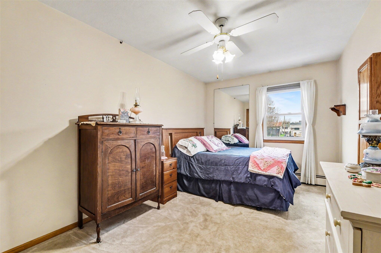 528 Leisure Acres Street, Sparta, MI, 49345