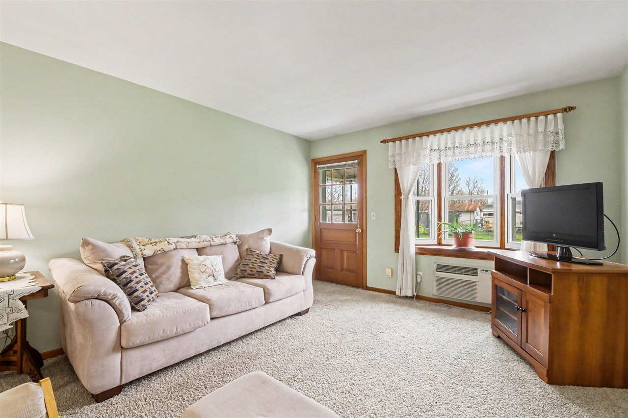 528 Leisure Acres Street, Sparta, MI, 49345