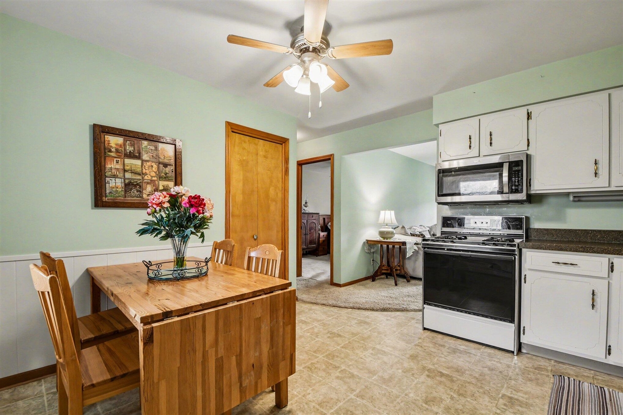 528 Leisure Acres Street, Sparta, MI, 49345