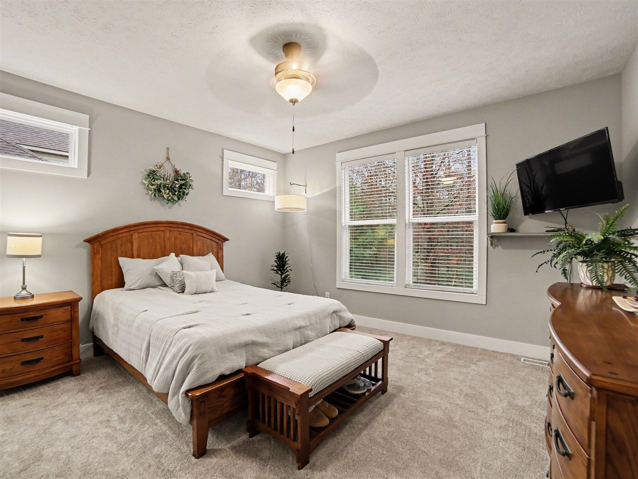 6837 Westshire Drive, Norton Shores, MI, 49444-7804