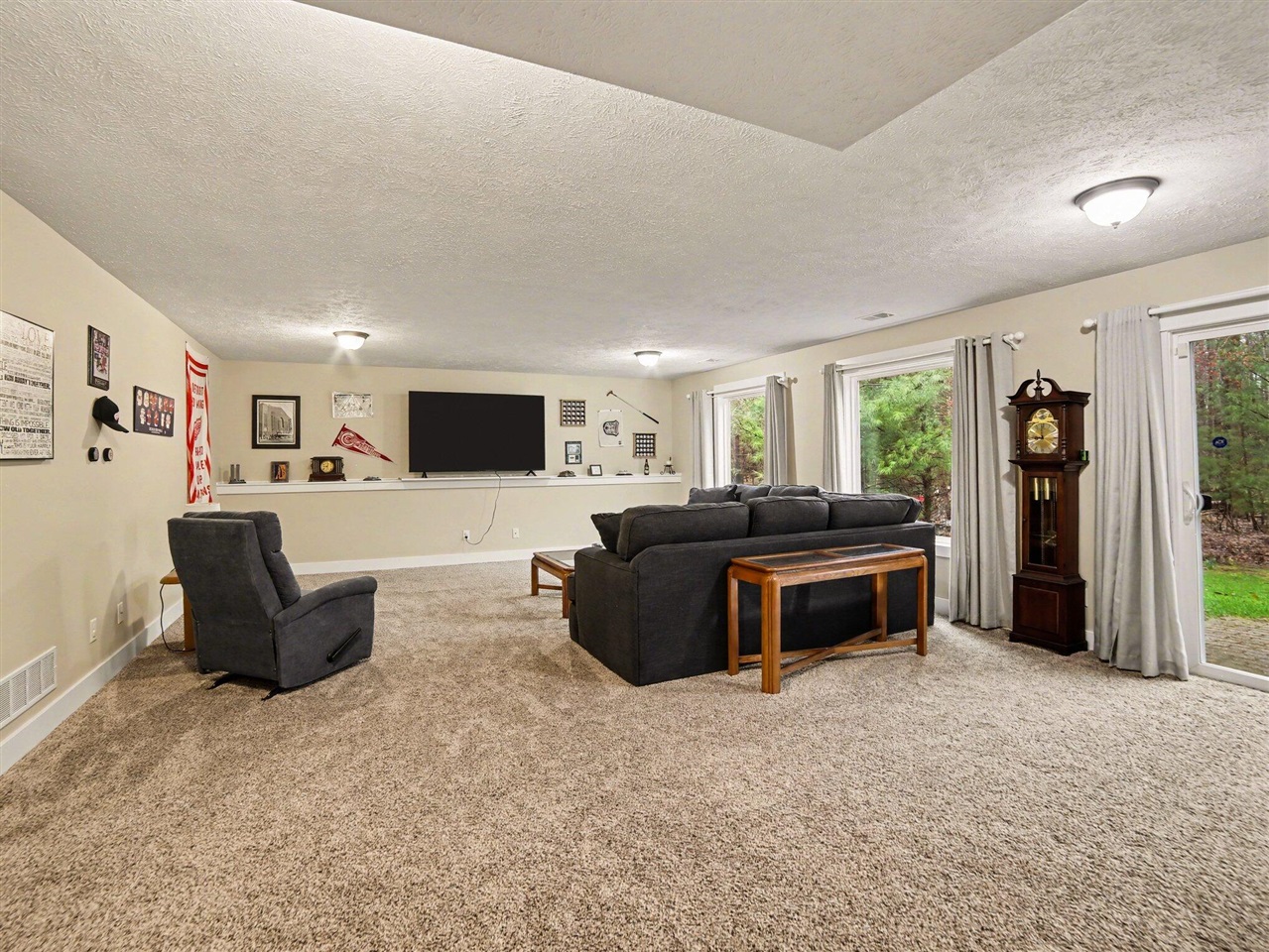 6837 Westshire Drive, Norton Shores, MI, 49444-7804