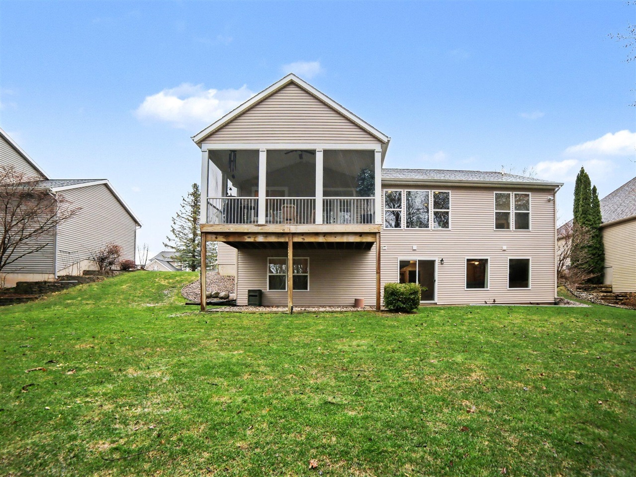 6837 Westshire Drive, Norton Shores, MI, 49444-7804