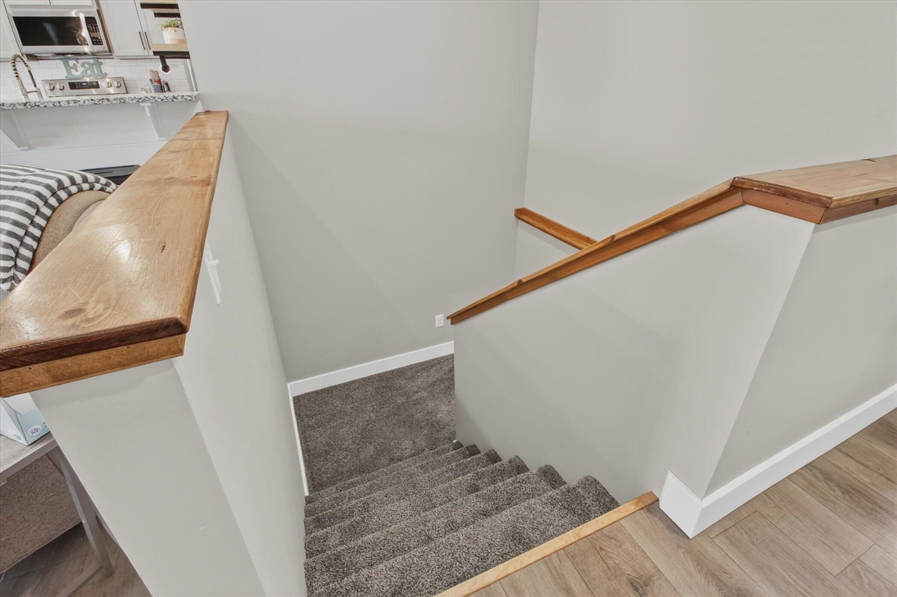 15371 Buck Hollow Drive, Gowen, MI, 49326-8704