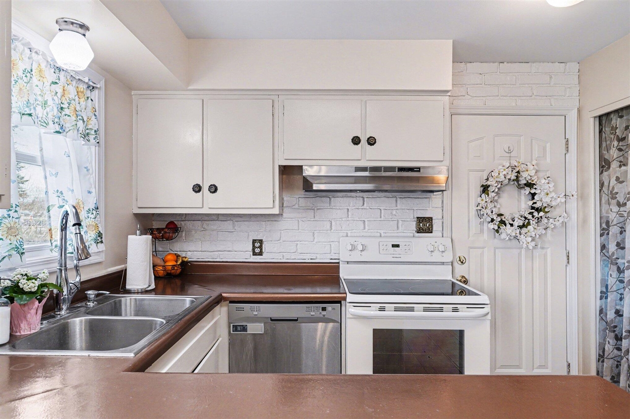 110 Ansted Drive, Battle Creek, MI, 49015-2820