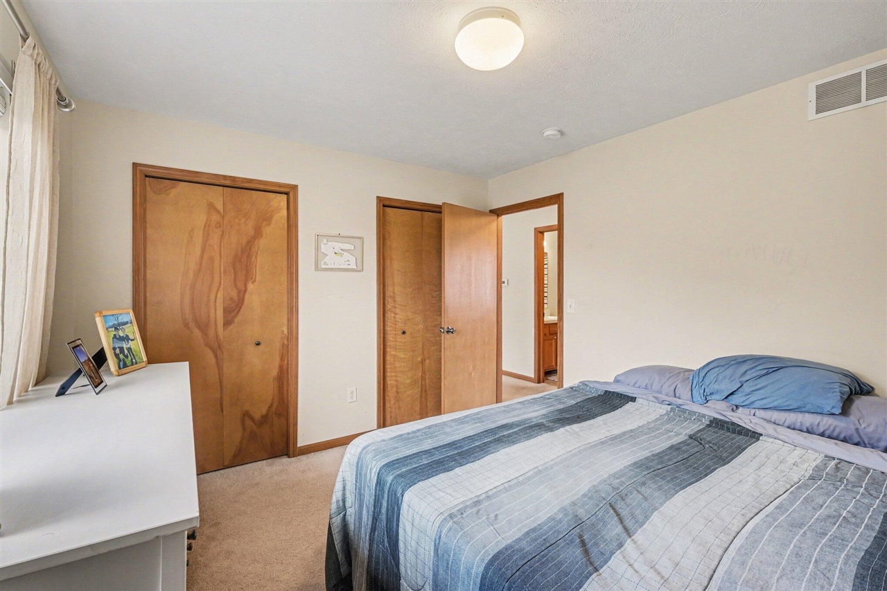 7460 15 Mile Road, Cedar Springs, MI, 49319-9342