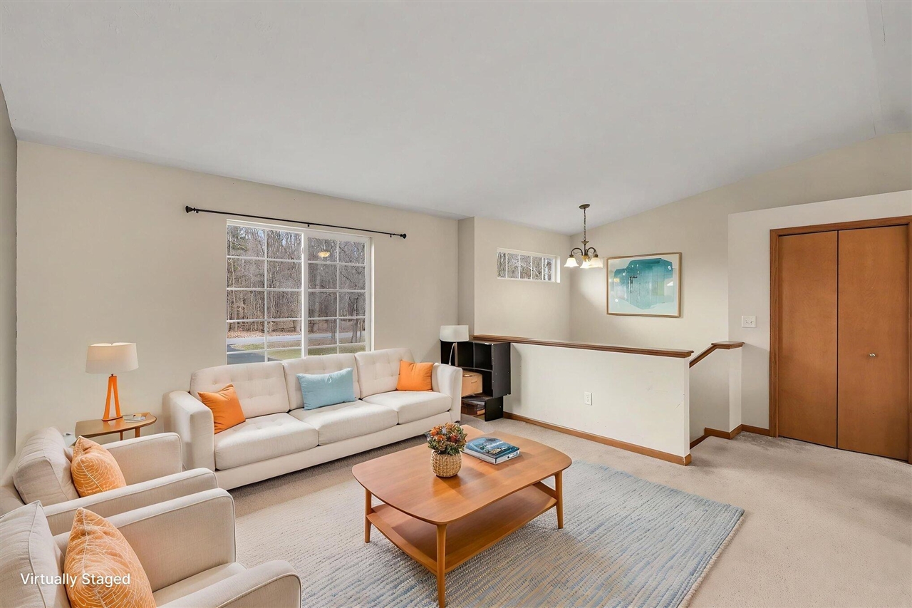 7460 15 Mile Road, Cedar Springs, MI, 49319-9342