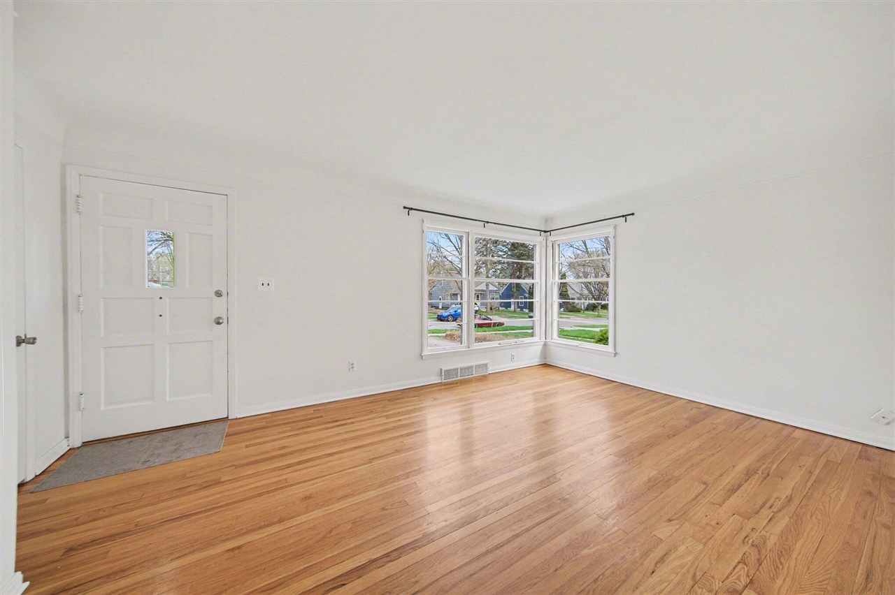 1007 Duncan Street, Ann Arbor, MI, 48103-3571