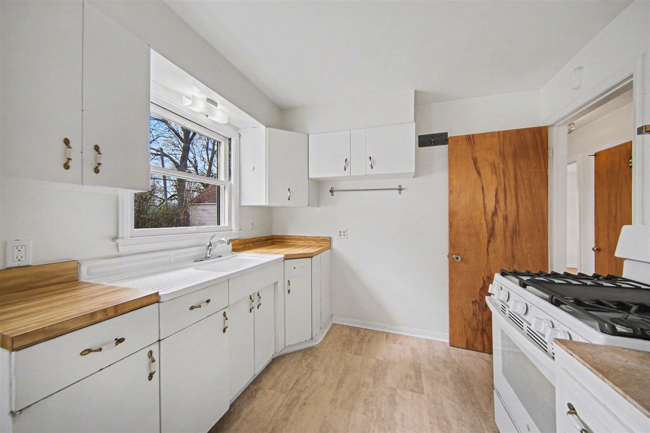 1007 Duncan Street, Ann Arbor, MI, 48103-3571