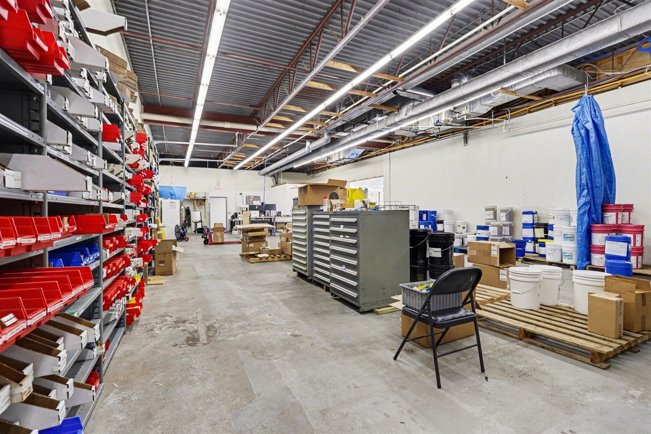 4343 W Columbia Avenue, Battle Creek, MI, 49015-8701