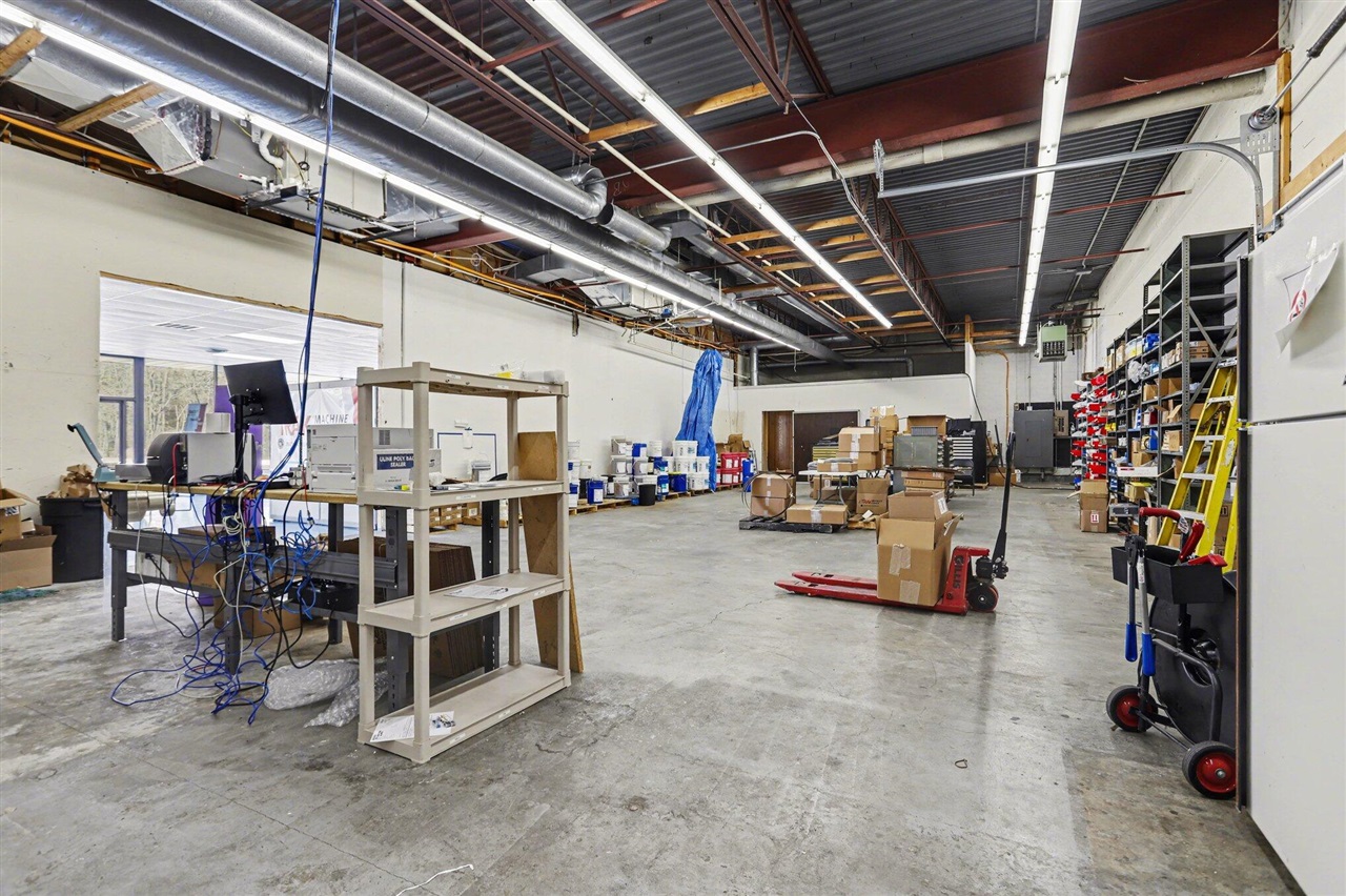 4343 W Columbia Avenue, Battle Creek, MI, 49015-8701