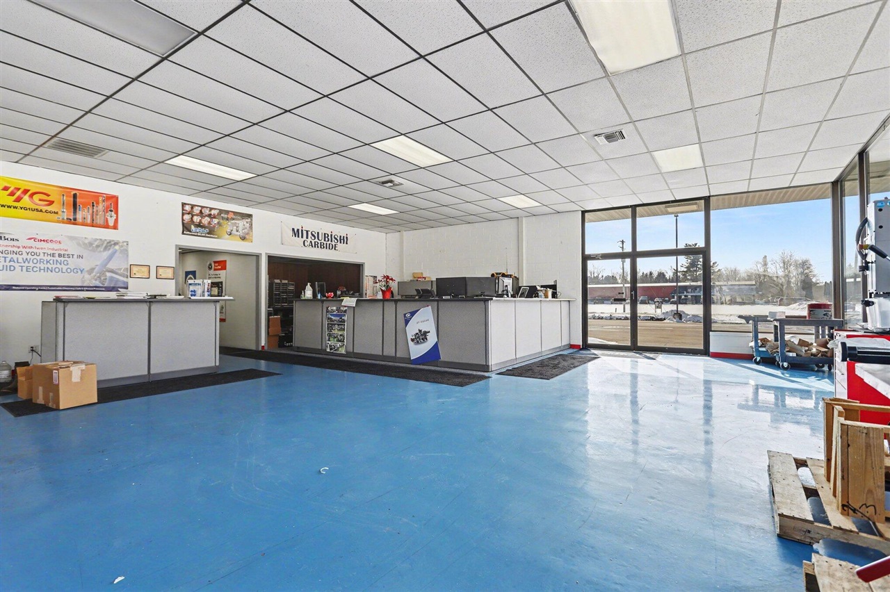 4343 W Columbia Avenue, Battle Creek, MI, 49015-8701