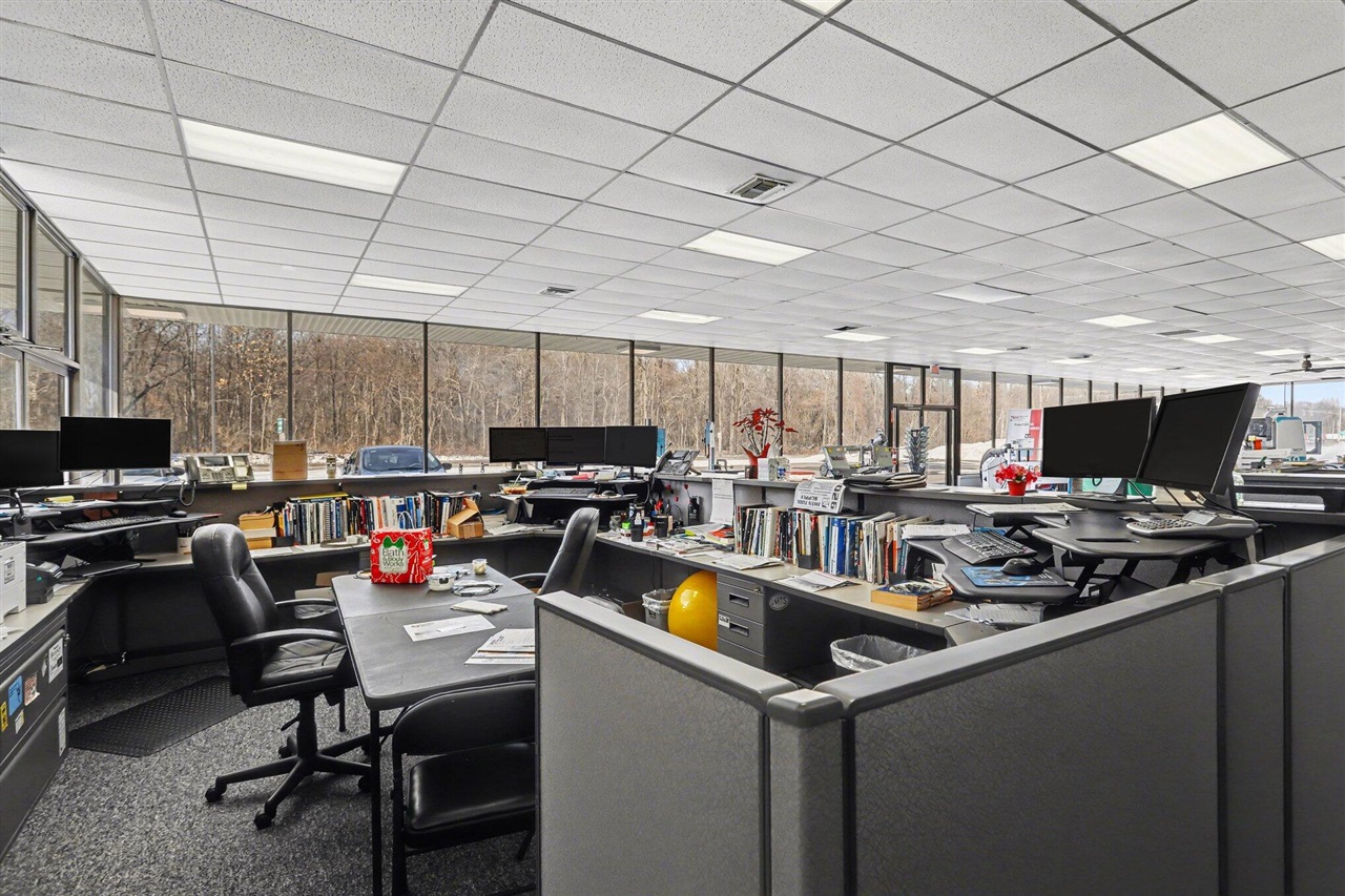 4343 W Columbia Avenue, Battle Creek, MI, 49015-8701